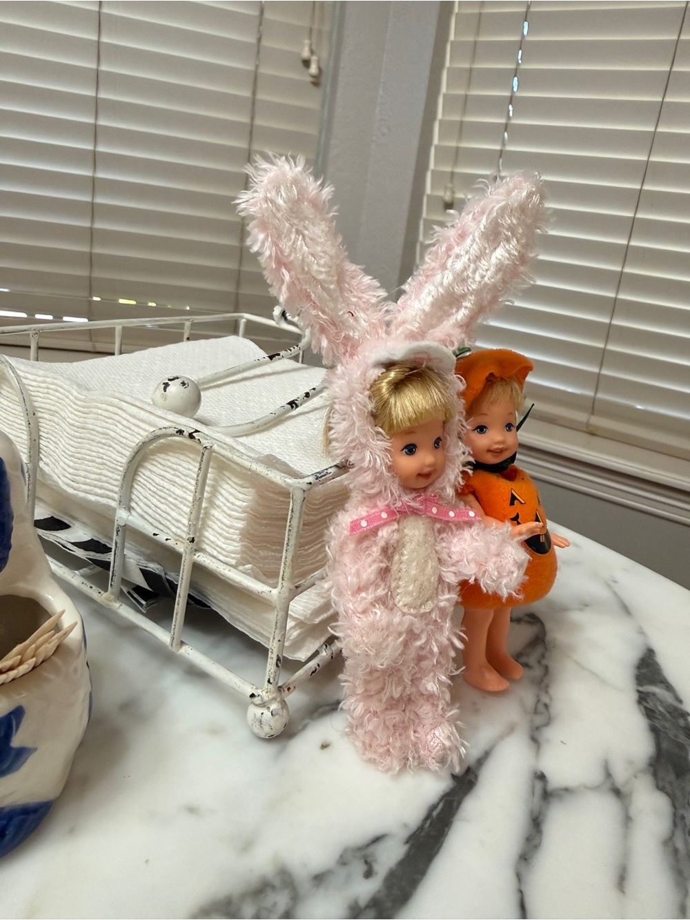 1994 Mattel Kelly Club Dolls – Pink Bunny & Pumpkin Costumes – 4.5” - Picture 16 of 17